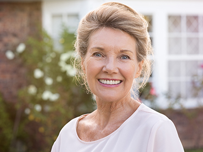 Above   Beyond Dentistry   Implants